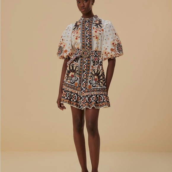 Flower Fan Tapestry Off-White Mini Dress Size Medium - Picture 3 of 6